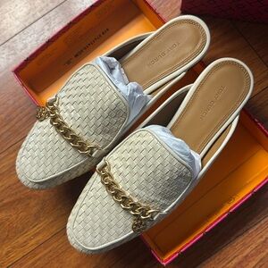 NEW—Tory Burch Loafer